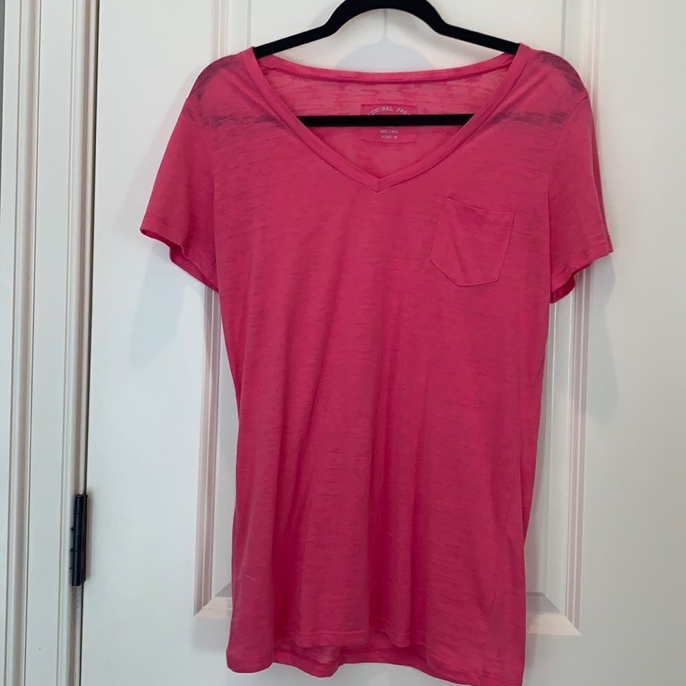 Central Park pink v neck tee